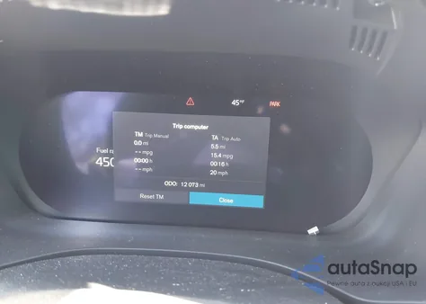 2024 Volvo Xc60 B5 Plus Dark Theme z USA, uszkodzony, nr VIN YV4L12RL8R1815070